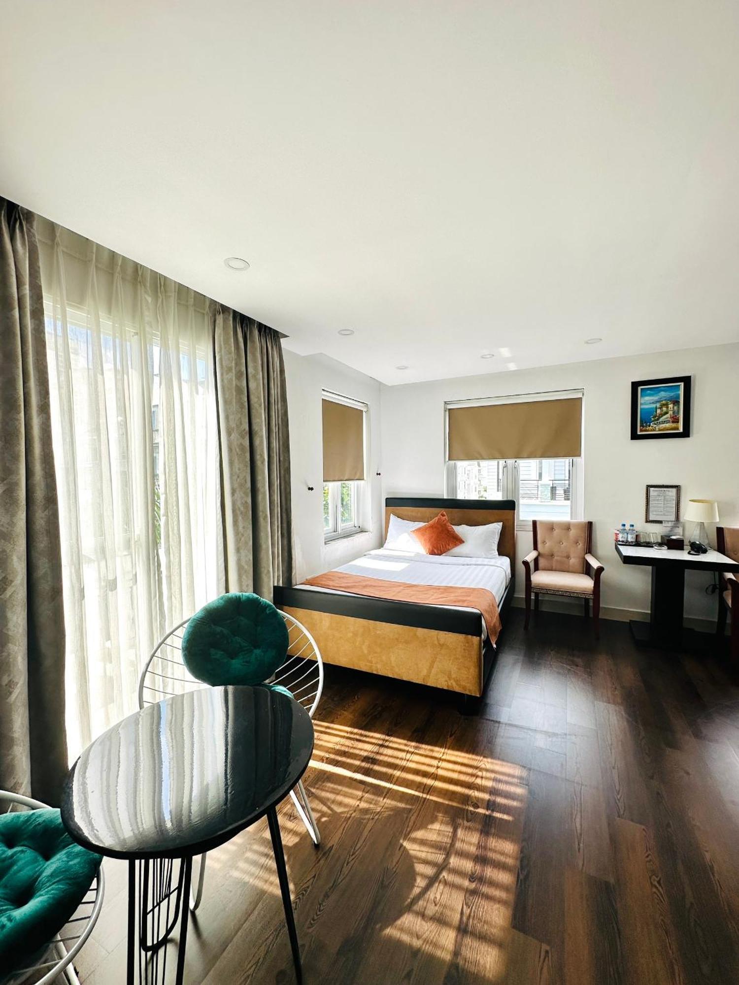 Paragon Hotel Pmh Хошимін Екстер'єр фото